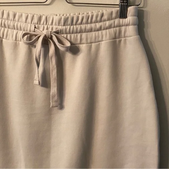 Zara Minimalistic Matching Set - Picture 7 of 10